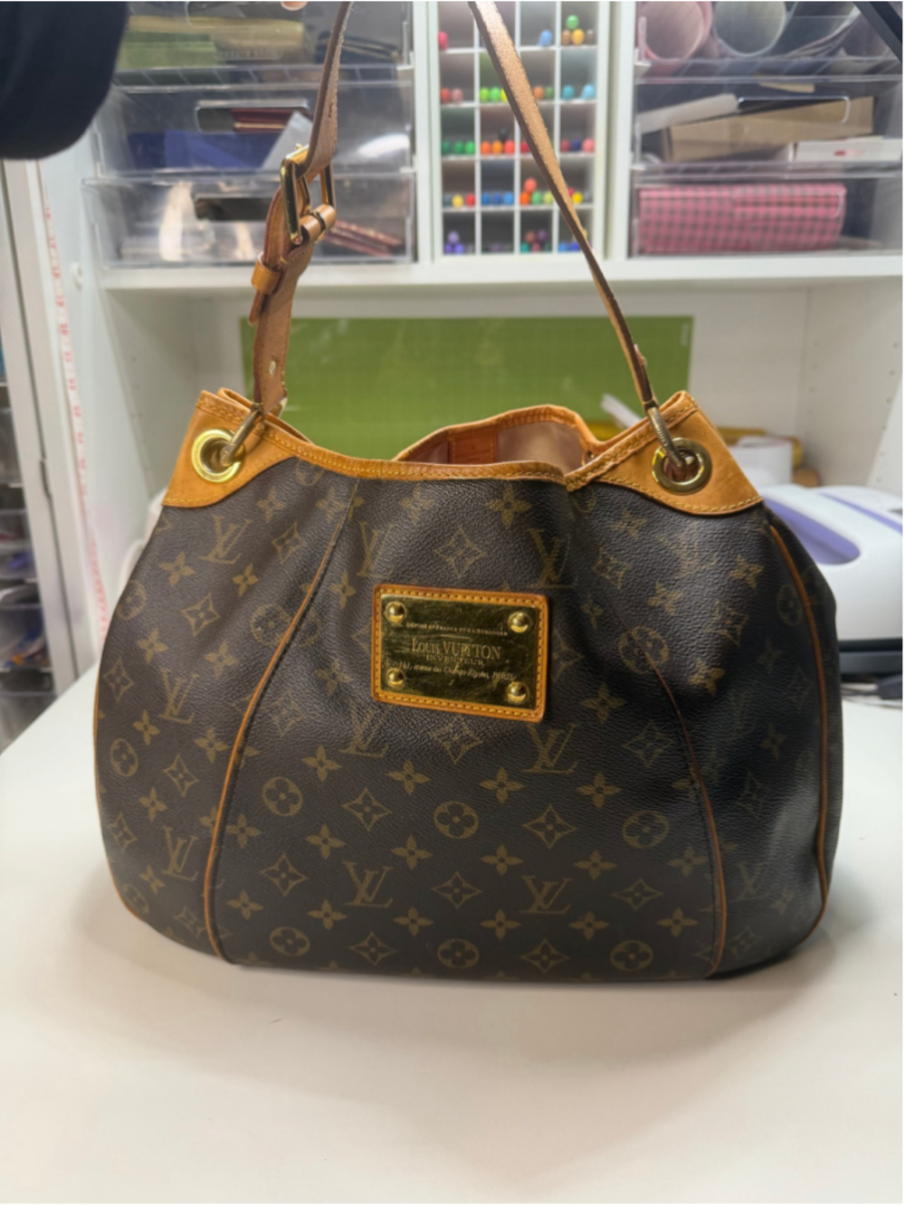 Women's Louis Vuitton Monogram Hobo Bag One Size Brown and Tan